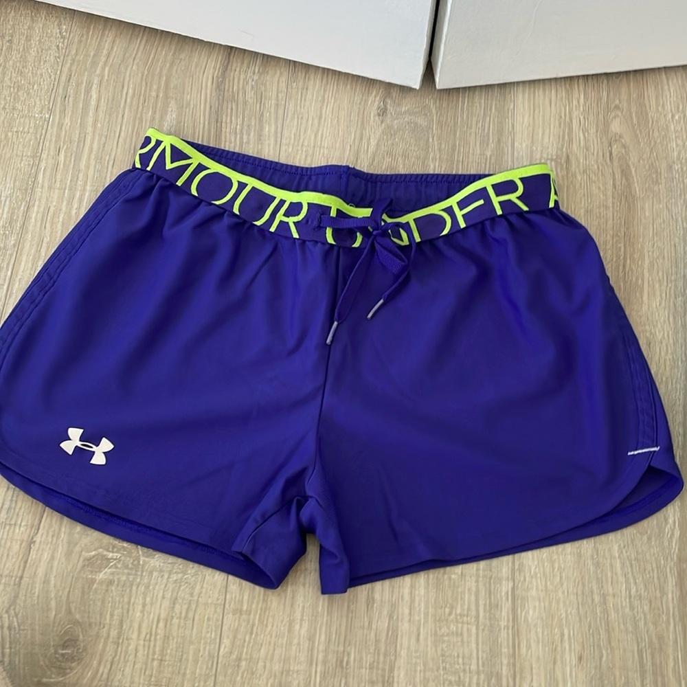 Underarmour shorts